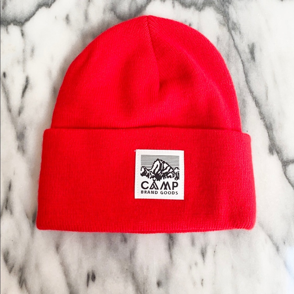 Camp Brand Heritage logo touque